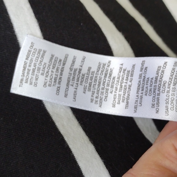 Ladies Tunic with Sheer Flounce Bottom - Picture 10 of 10